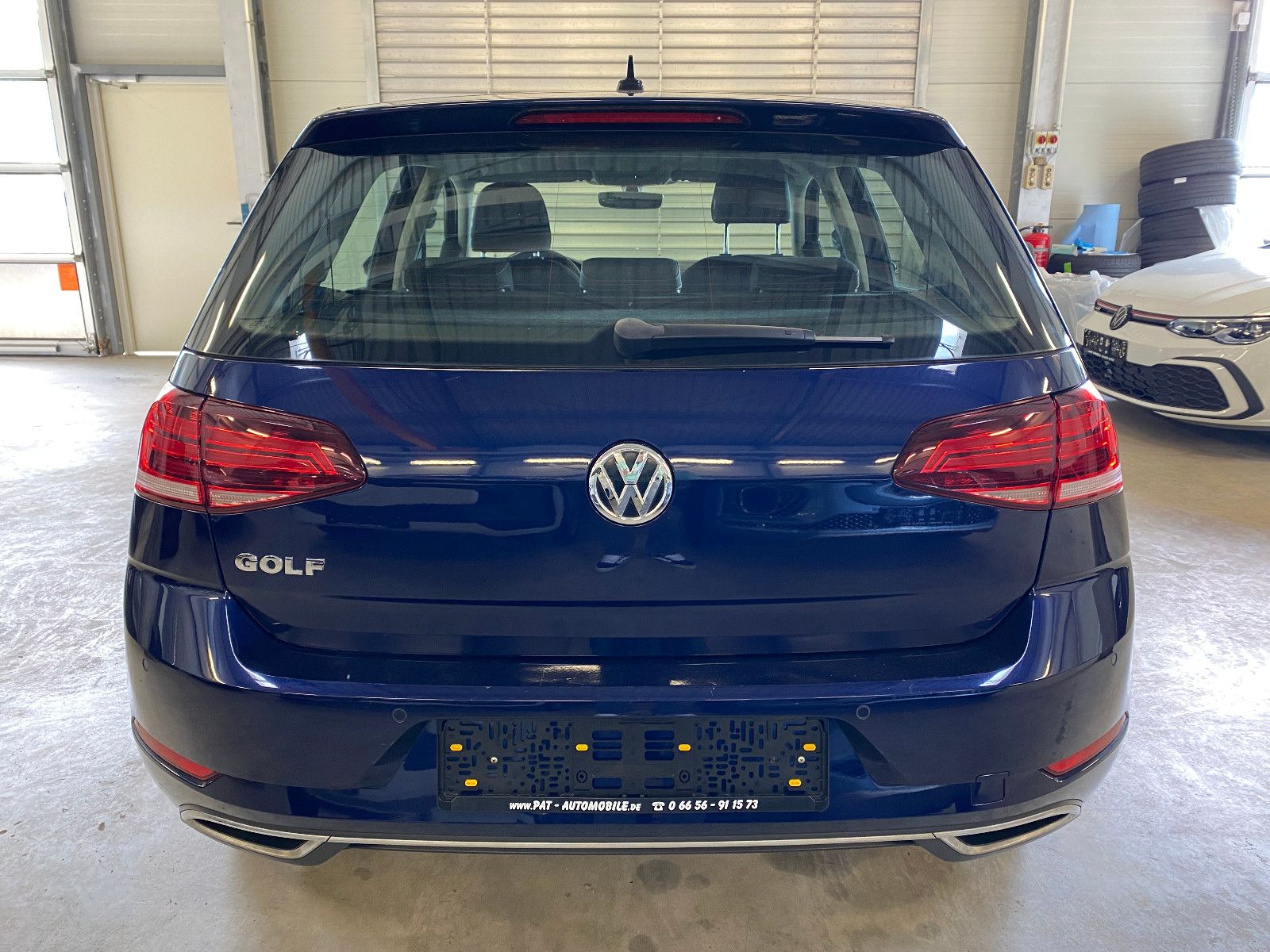 Fahrzeugabbildung Volkswagen Golf VII Lim. Highline DSG ACC Navi Pano Kam LED