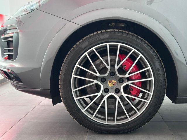 Porsche Cayenne*Coupe*GTS*Pano*Chrono*Bose*Head-Up*SAGA*