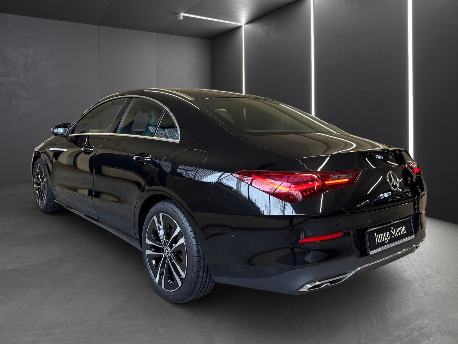 Fahrzeugabbildung Mercedes-Benz CLA 180 Progresive*Totwinkel*LED*Kamera*Sportsi*