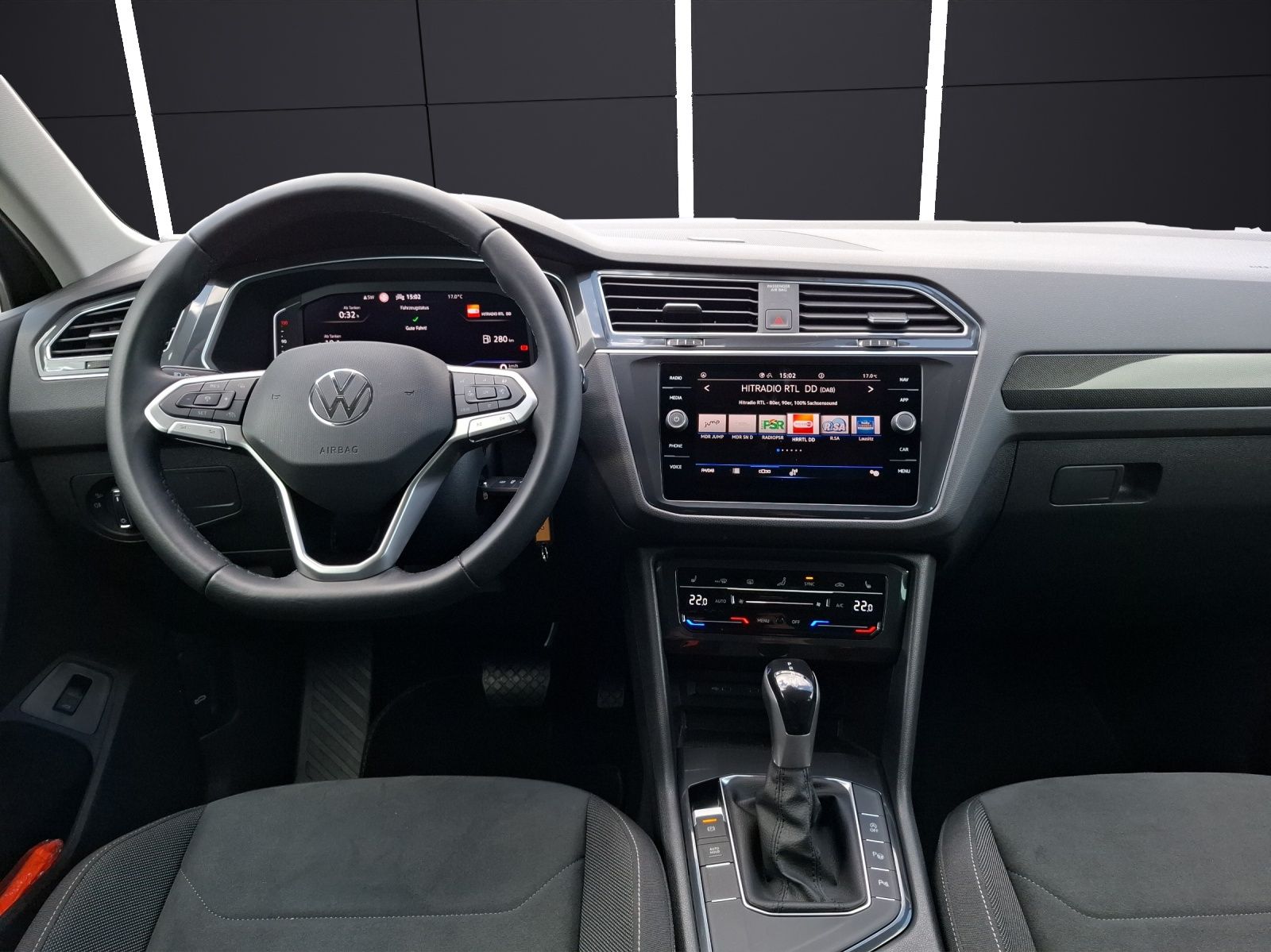 Fahrzeugabbildung Volkswagen Tiguan TDI Elegance DSG Matrix Navi AID ACC PDC