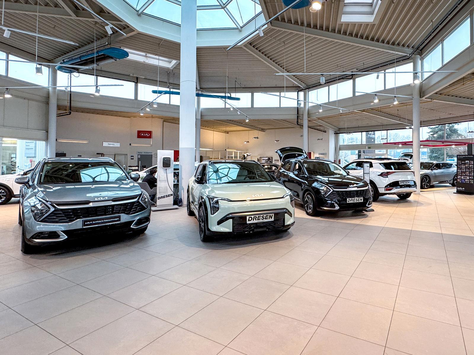 showroom-image-bottom