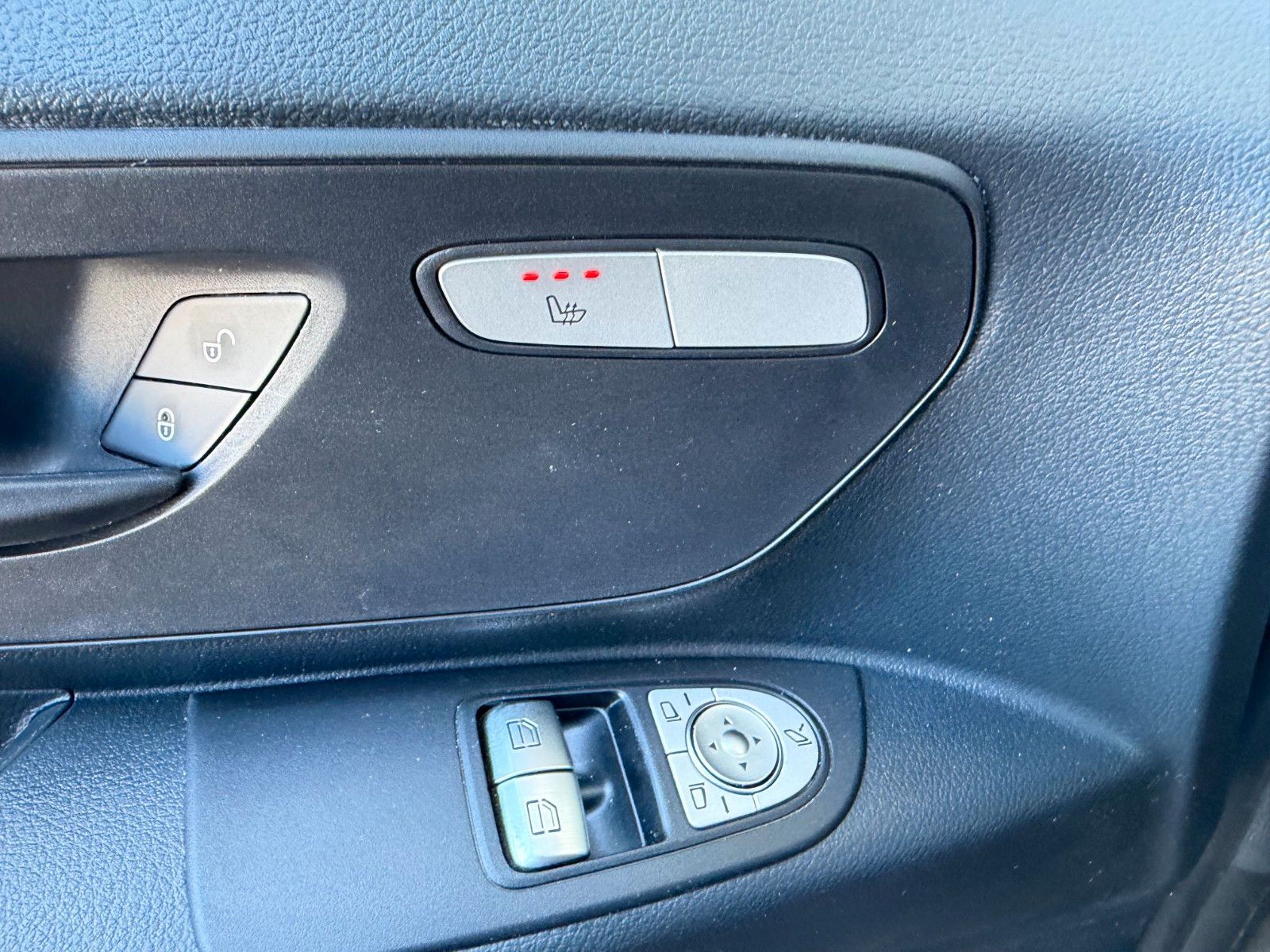 Fahrzeugabbildung Mercedes-Benz Vito 116 CDI 9G Klima AHK2,5to