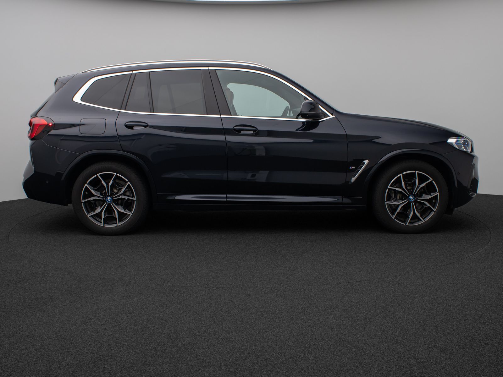 Fahrzeugabbildung BMW X3 xD30e M Sport 360°Laser Panorama HUD DAB HiFi