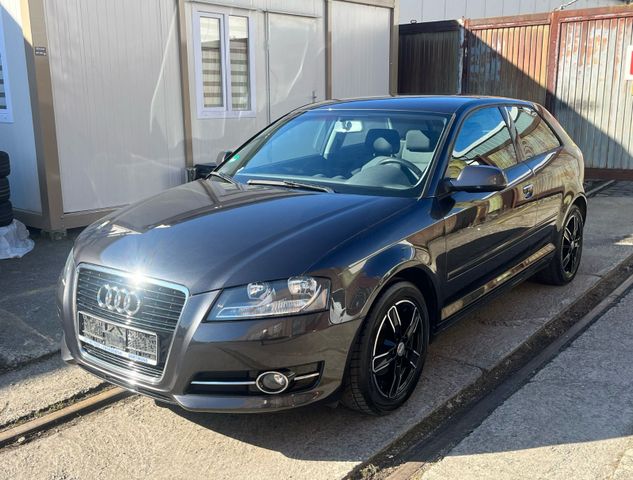 Audi A3 1.2 TFSI Attraction   *AUTOMATIK*