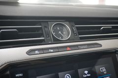 Fahrzeugabbildung Volkswagen Arteon 2.0 TDI R LINE NAVI/LED/PANO/KAMERA/LEDER