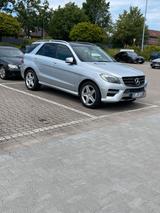 Mercedes-Benz Mercedes ml 250   4 Matic - Mercedes-Benz ML 250 von privat