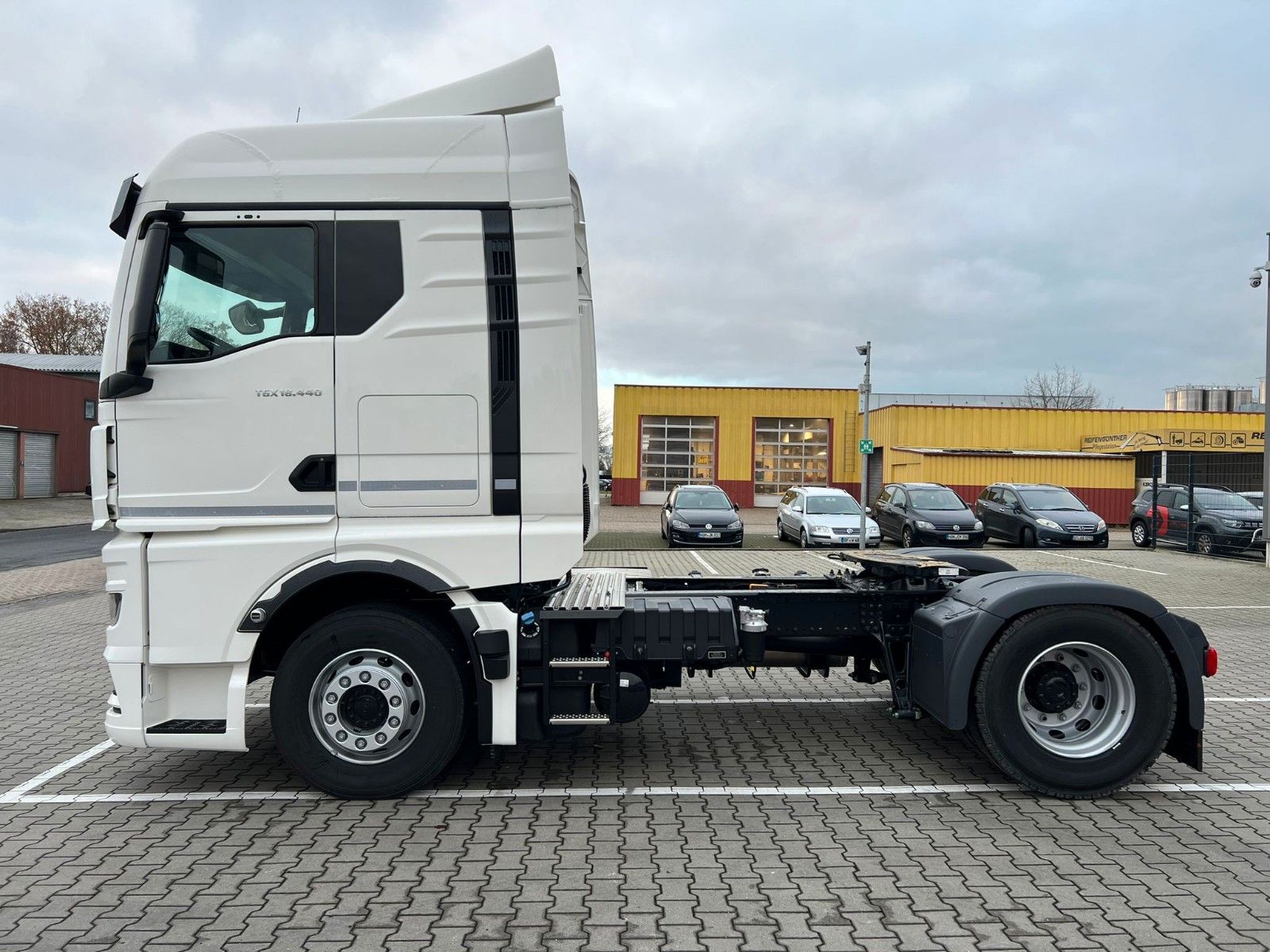 Fahrzeugabbildung MAN TGX 18.440 4x2 BL SA Retarder