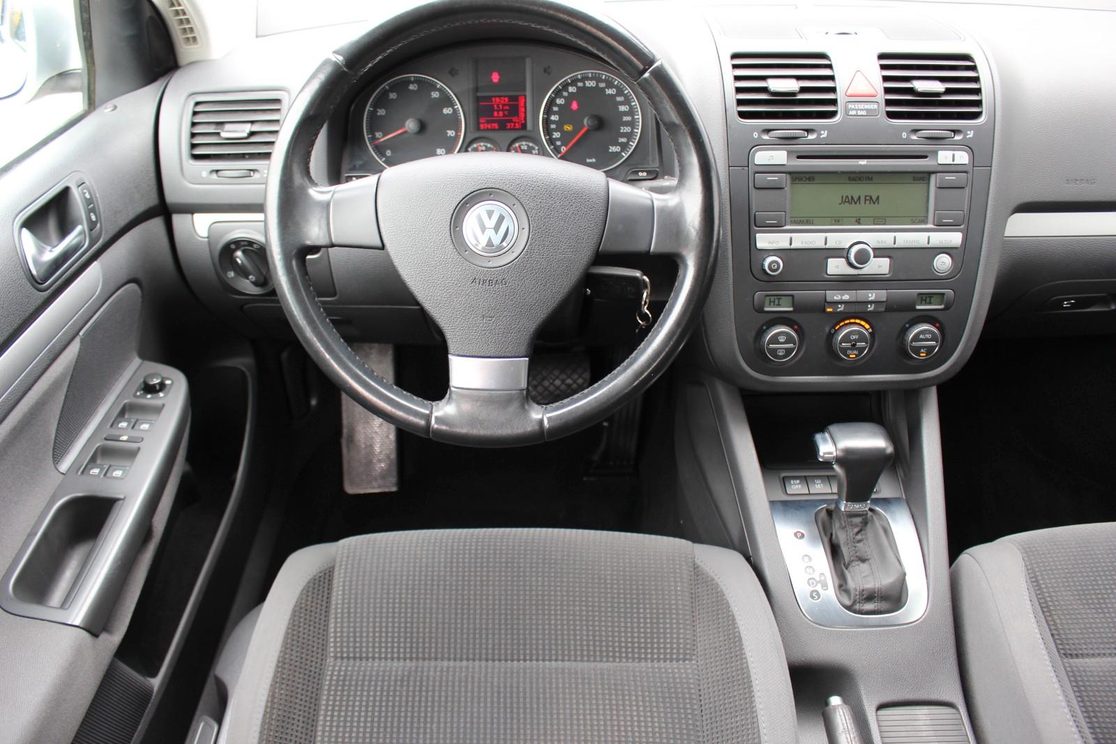 Volkswagen Golf 2008 — photo 17