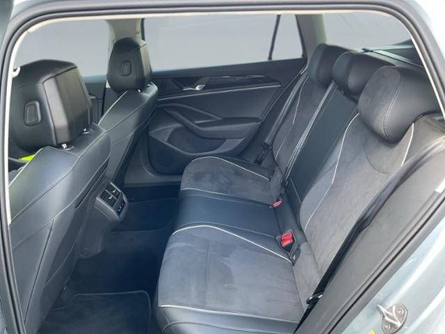 Volkswagen Passat Variant 1.5 eTSI DSG Business AHK+TRAIL A