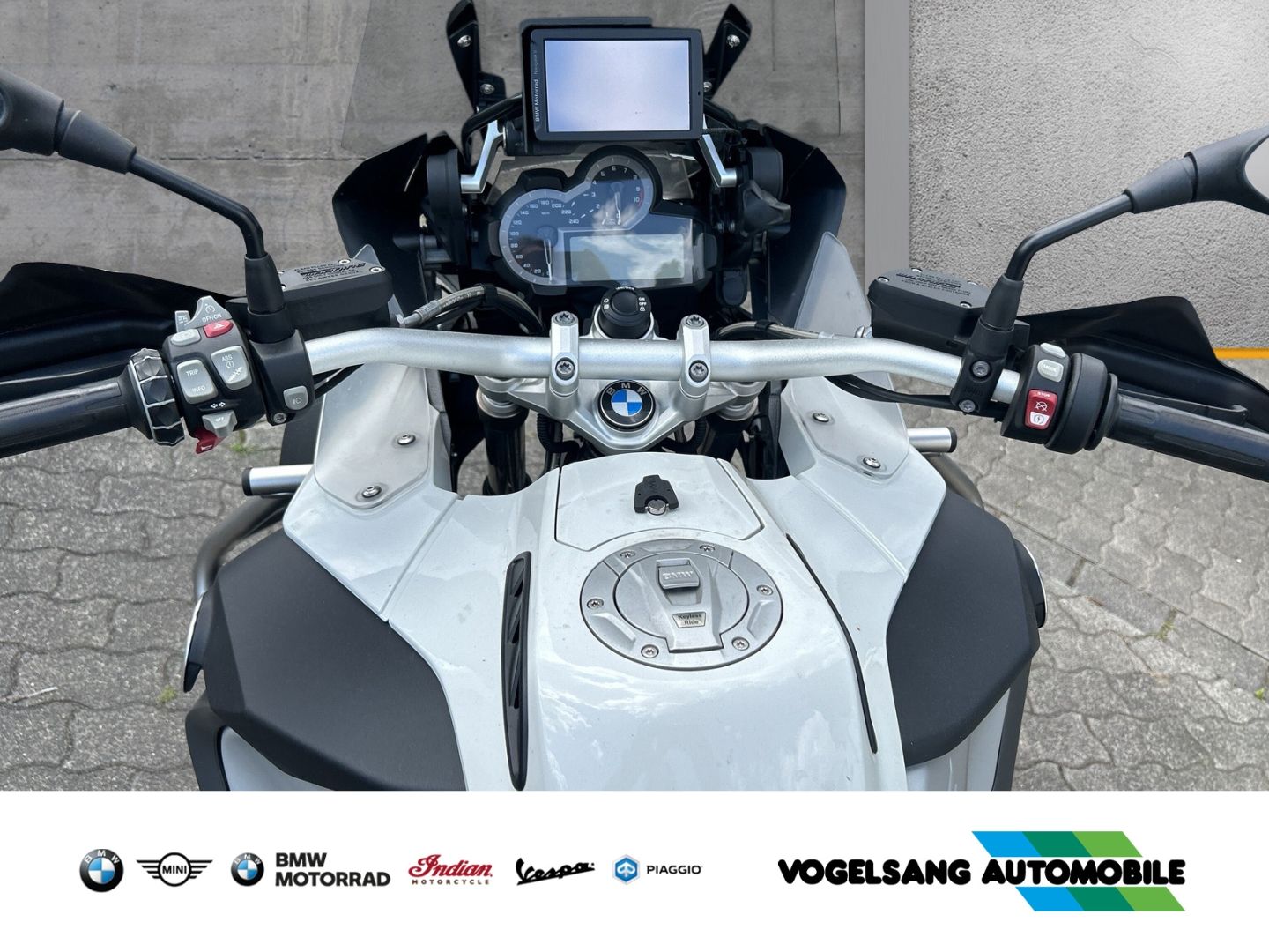 Fahrzeugabbildung BMW R 1200 GS Adventure Comfort-Paket, Dynamic-Paket