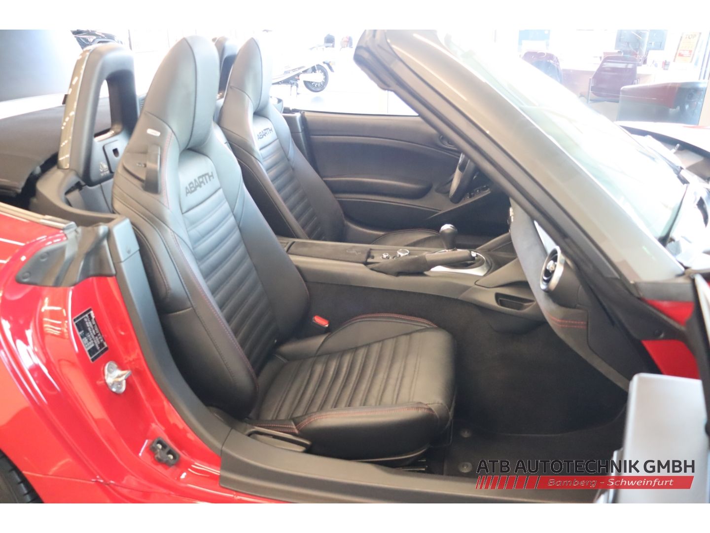 Fahrzeugabbildung Abarth 124 Spider 1.4 MultiAir Turbo Nr. 624 BOSE Faltd
