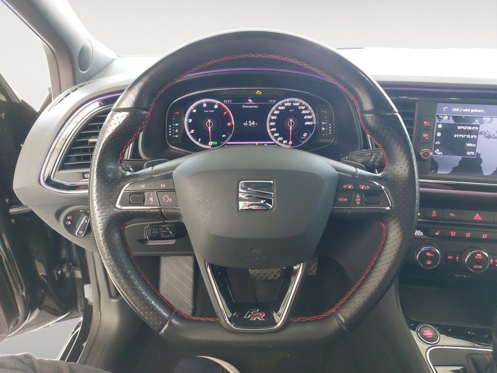 Fahrzeugabbildung SEAT Leon ST 2.0 TSI DSG FR Navi LED