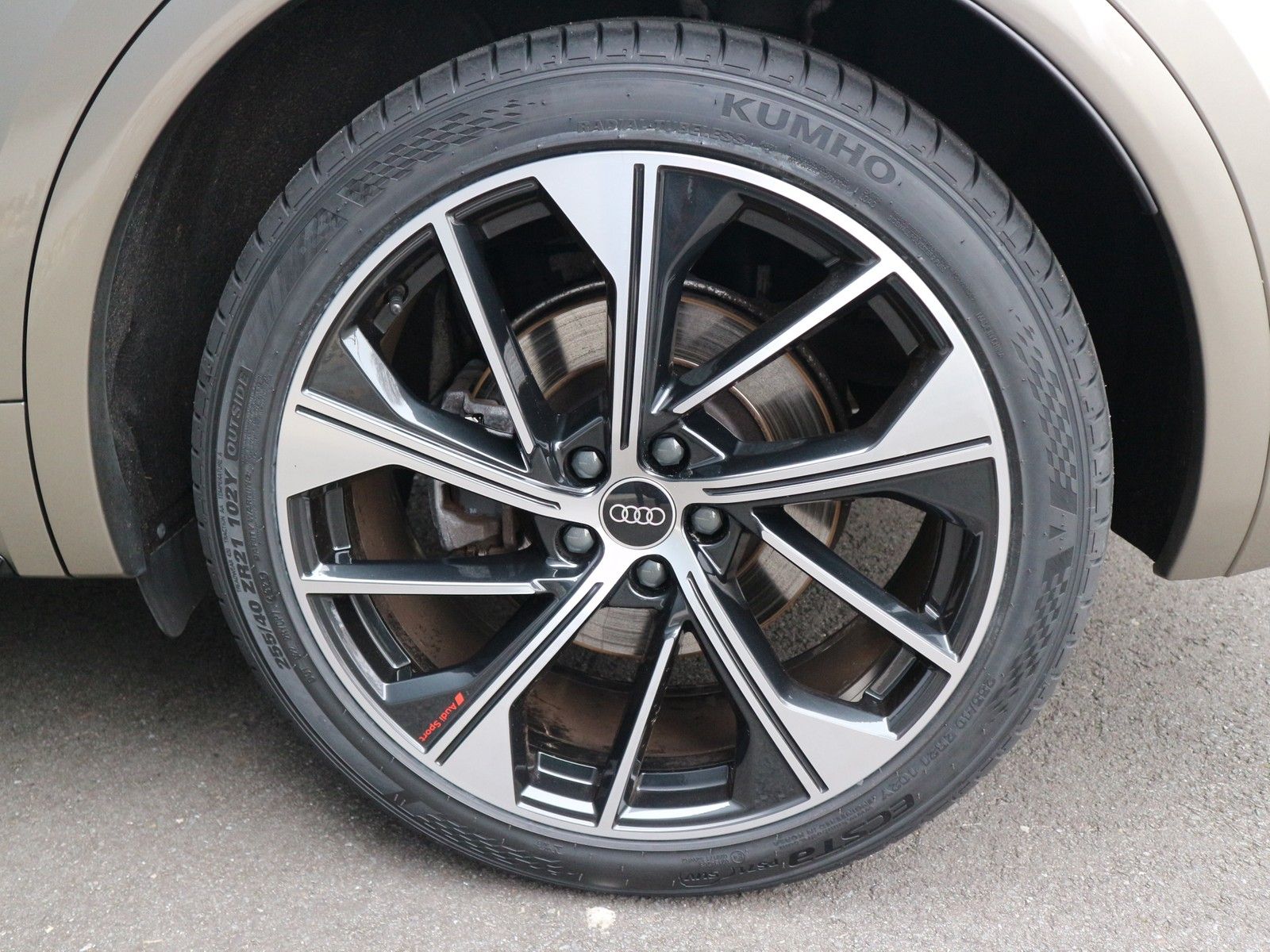 Audi Q5 - Bild 8