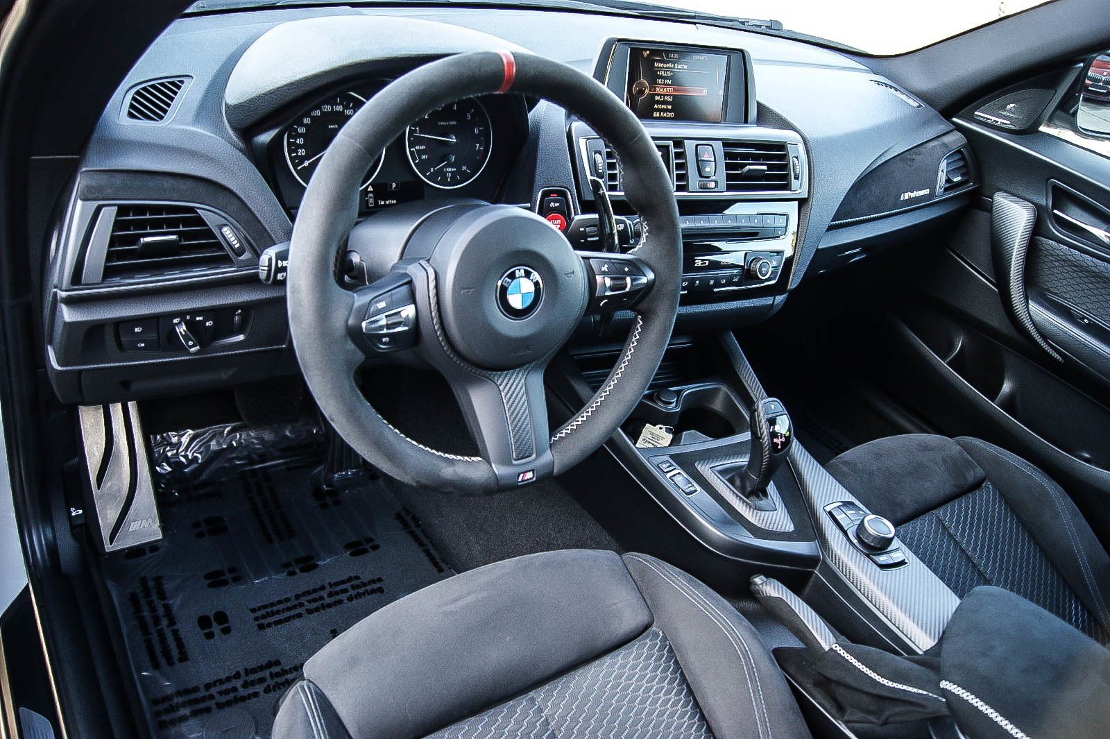 Fahrzeugabbildung BMW 220 i M Sport AC SCHNITZER CARBON GREY FOLIERT