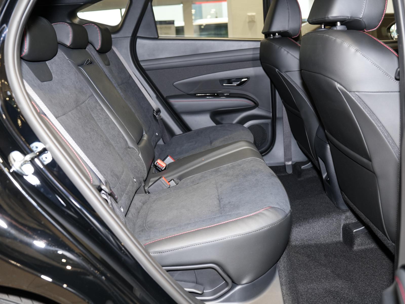 Hyundai TUCSON 1.6 TGDI N-Line 4WD Alcantara LAGERWAGEN, миниатюра 7