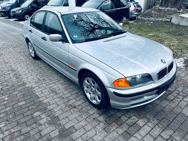 BMW 318i