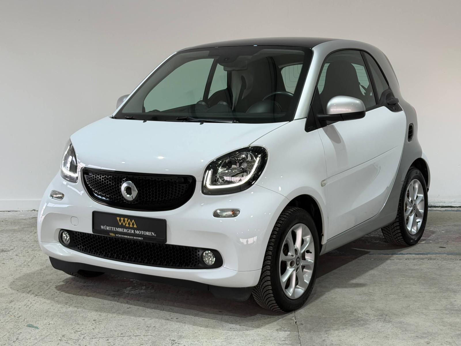 Smart ForTwo Coupe*PANO*KAMERA*JBL*NAVI*CARPLAY*LED*