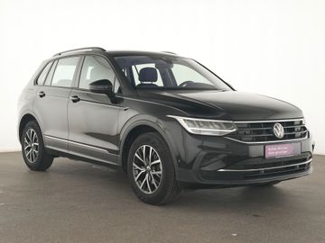 Volkswagen Tiguan - 4