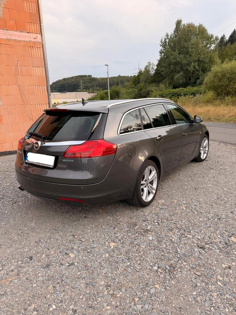 Opel Insignia Sports Tourer 2.0 CDTI 