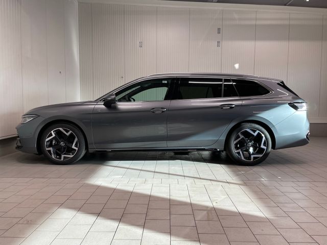 Passat Variant R-line 2.0 TDI DSG AHK RFK LED