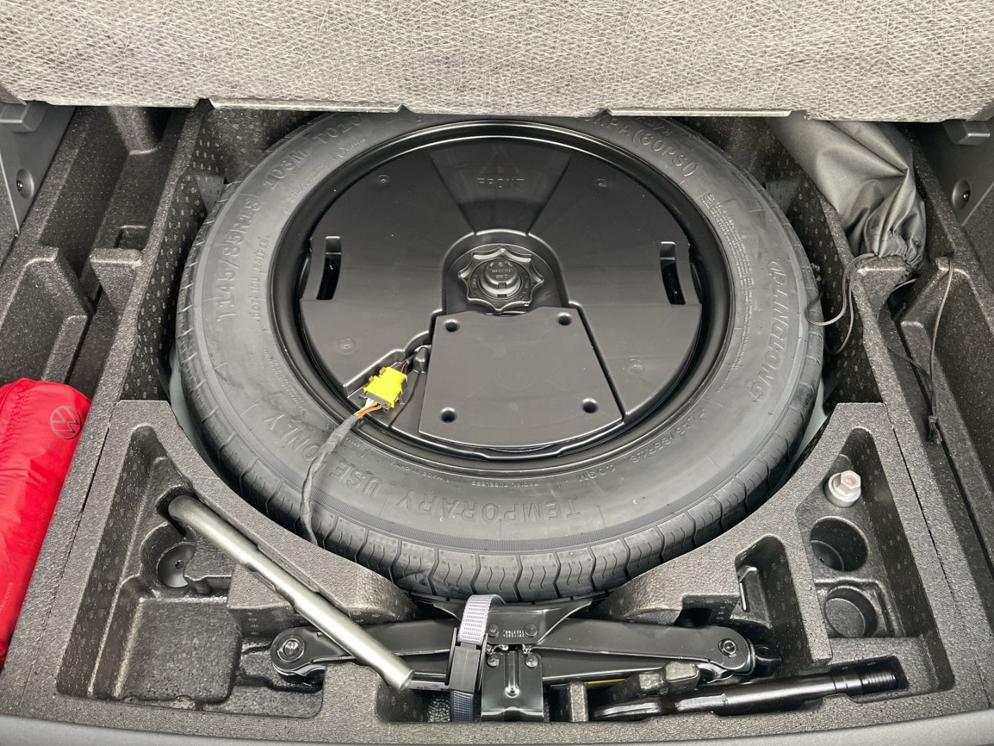 Tayron 2.0 TDI 4Motion R-Line Standhzg/AHK/Pano