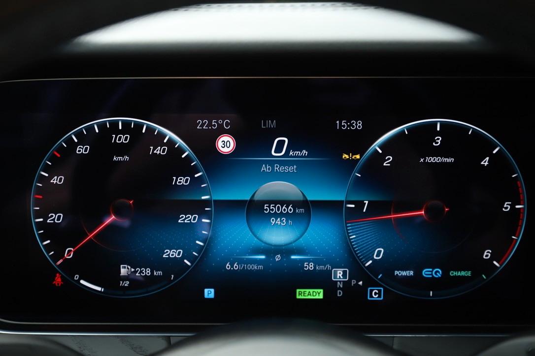 Mercedes-Benz E 220 d T-Modell AMG AHK SCHIEBEDACH