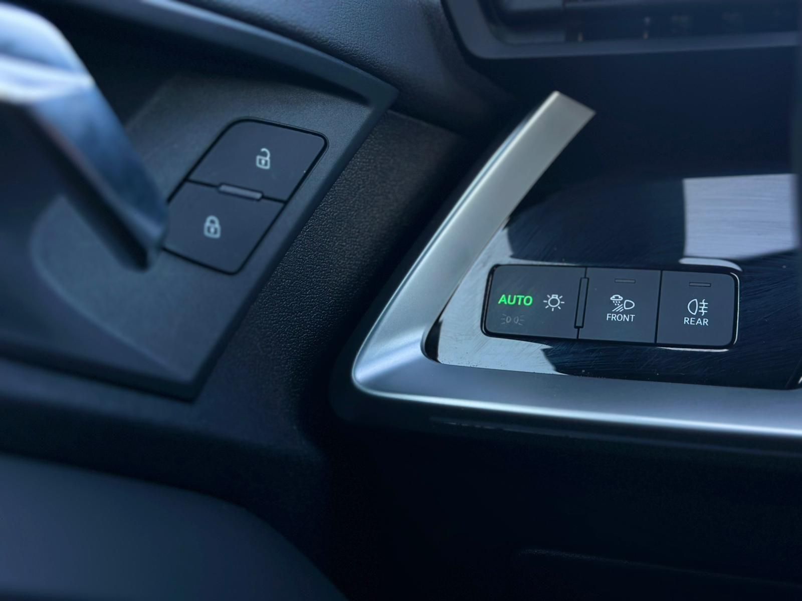 AUDI A3 40TFSIe SB* LED#SHZ#ACC##SPUR#NAVI#TOT#KEYLES - Image 19