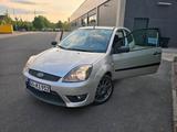 Ford Fiesta 5 2007 ST look wenig Kilometer... - Ford Fiesta aus 2007: ST