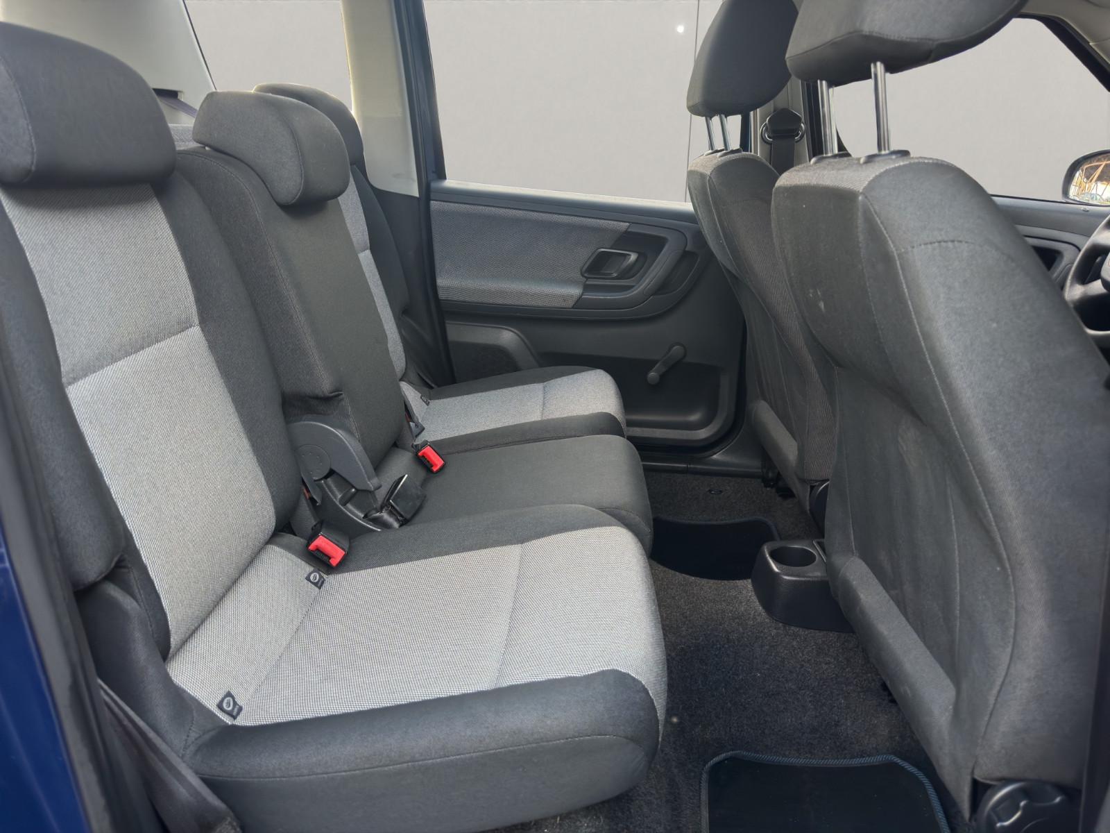 Skoda Roomster 2010 — photo 13