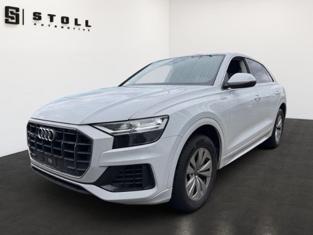 AUDI Q8 55 TFSI e quattro HUD+Connect+Bluetooth+++
