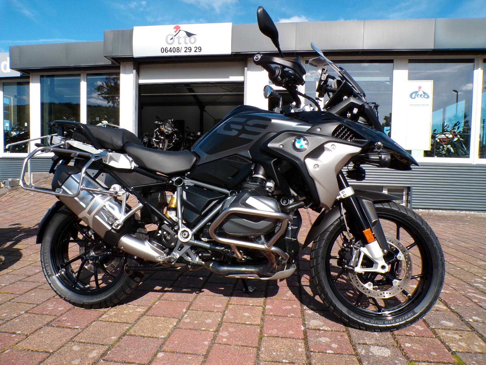 BMW R 1250 GS Triple Black 4P