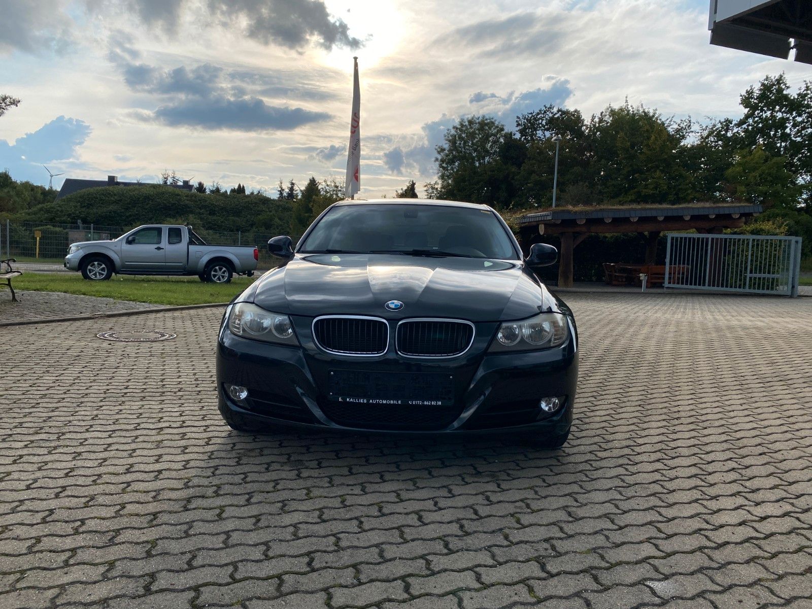 Fahrzeugabbildung BMW 318 Baureihe 3 Lim. 318i