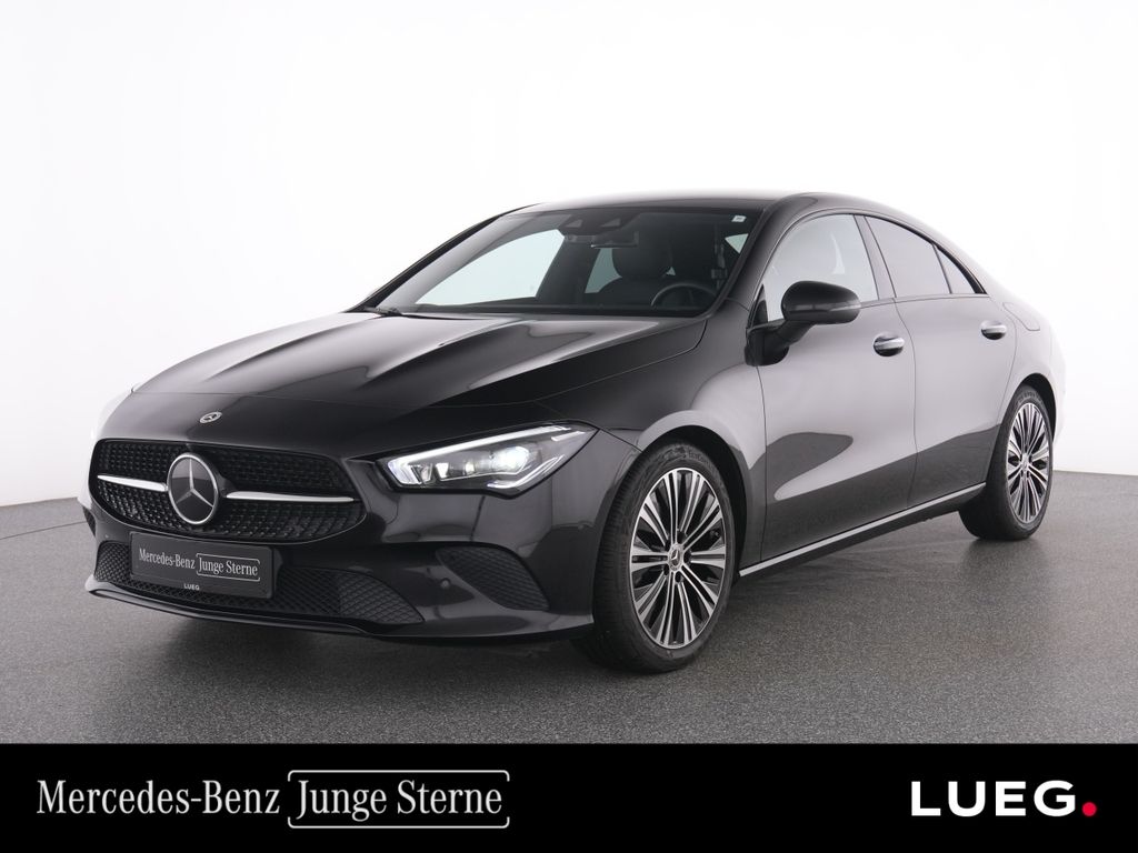 Image of Mercedes-Benz CLA 200