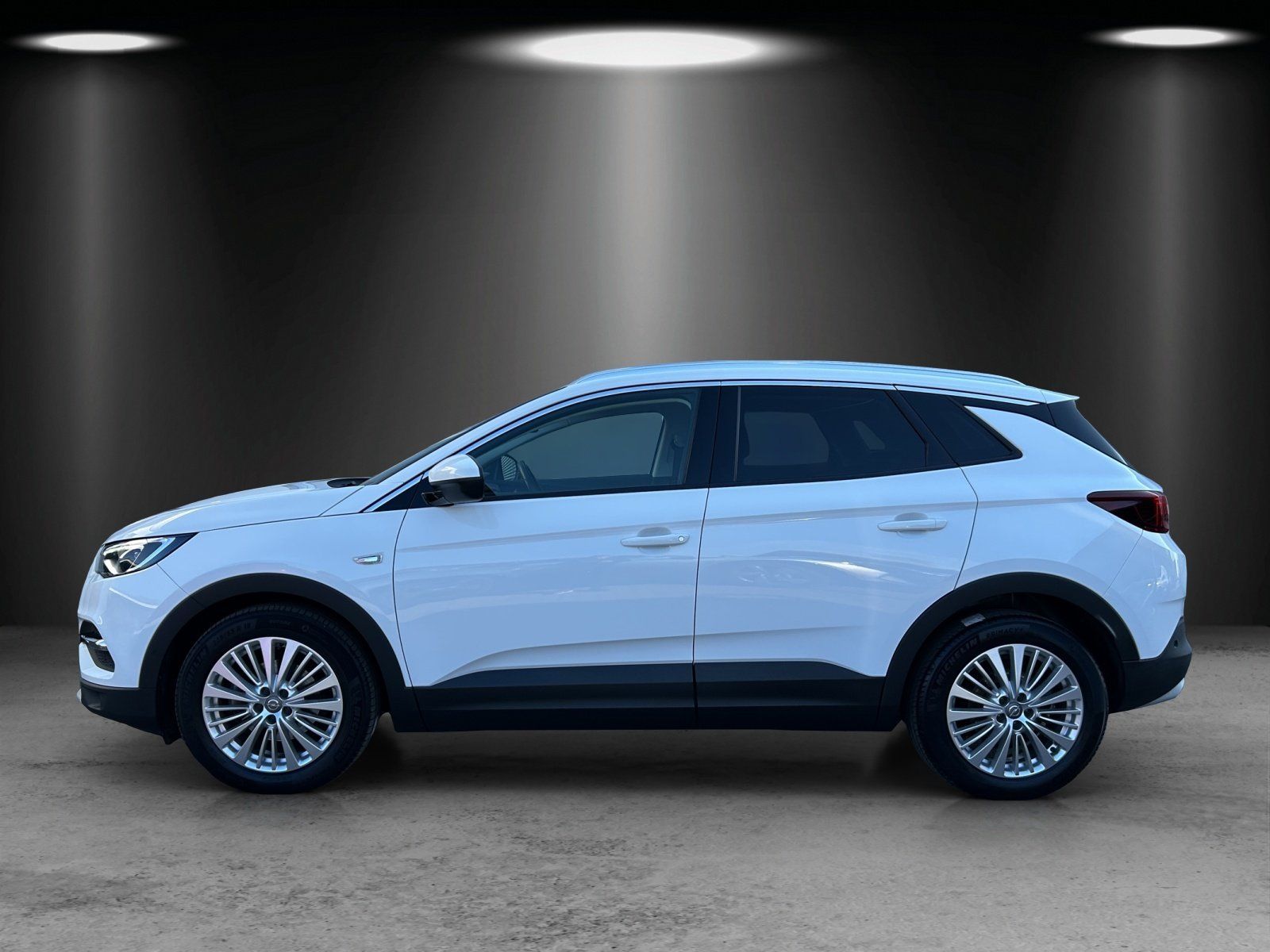 Fahrzeugabbildung Opel Grandland X 2.0 CDTI Aut./Bi-LED/ACC/360°/AHK/