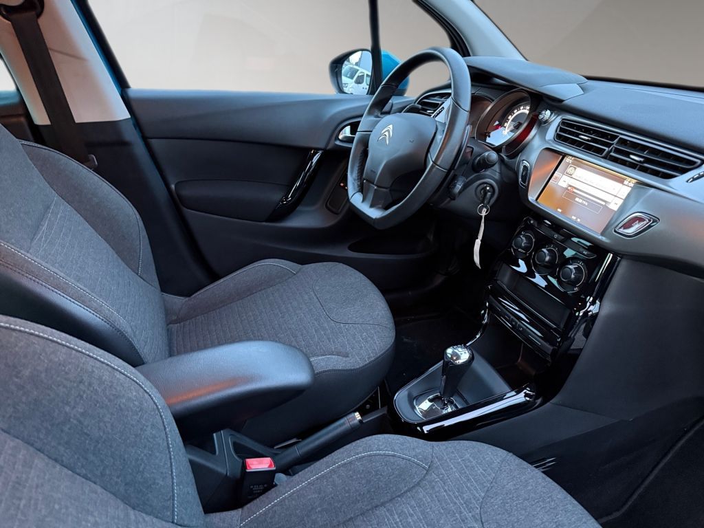 Fahrzeugabbildung Citroën C3 Pure Tech 82 Stop & Start ETG Selection