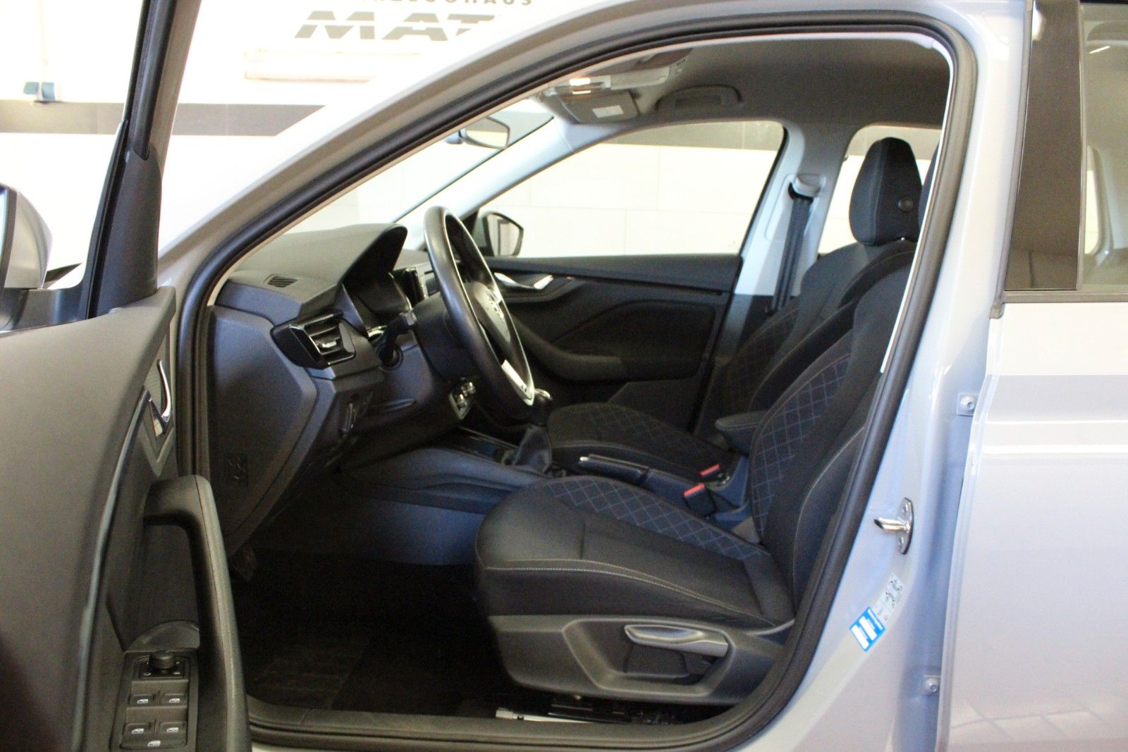 Fahrzeugabbildung SKODA Kamiq 1.0 TSI 85kW Ambition *Winterräder Alu*