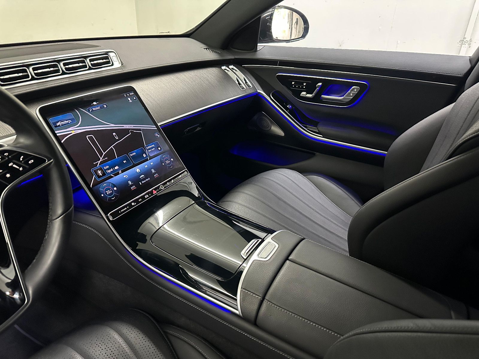 Fahrzeugabbildung Mercedes-Benz S 580 e *HEADUP*HA LENKUNG*SITZKLIMA*