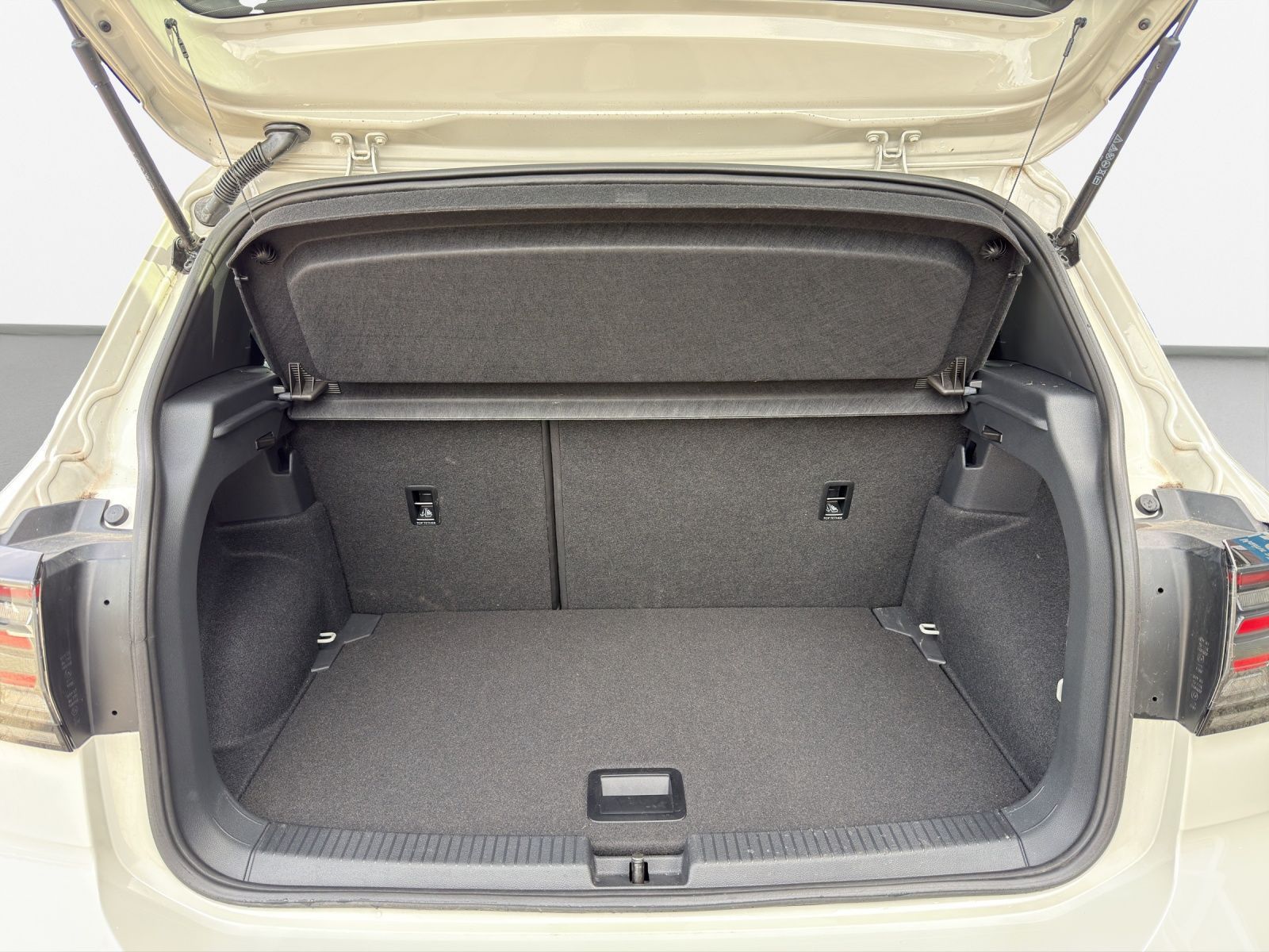Volkswagen T-Cross - Bild 14