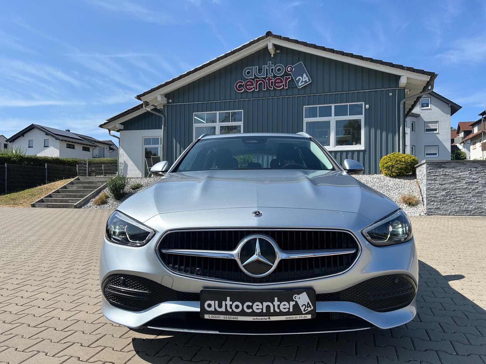 Fahrzeugabbildung Mercedes-Benz C 200 d Avantgarde°1.Hand°AHK°LED°Kamera°Navi°
