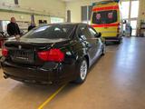 BMW 318 Baureihe / Limo/Unfallfrei/ Überholter Motor - BMW: Moto