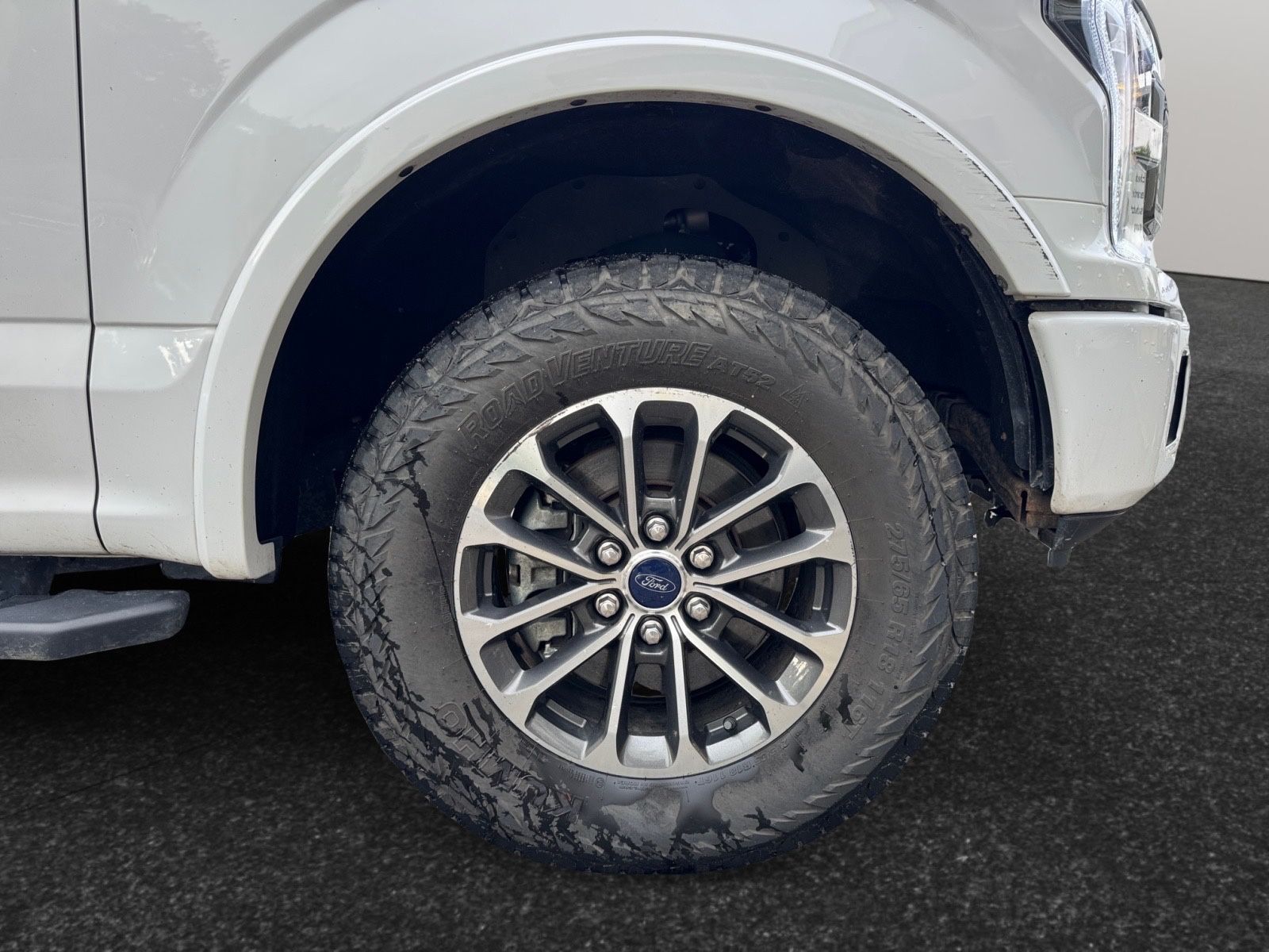Fahrzeugabbildung Ford F 150 XL  4x4*AHK*LED*Kamera*Vollaussastung