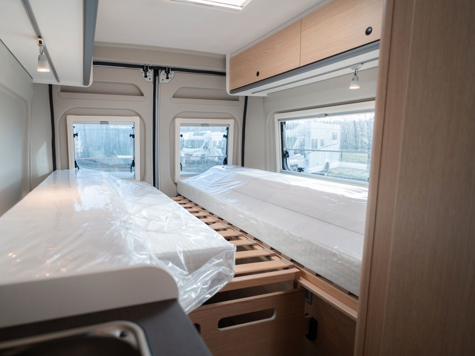 Fahrzeugabbildung Sunlight Cliff 640 Wohnwelt Performance Grey