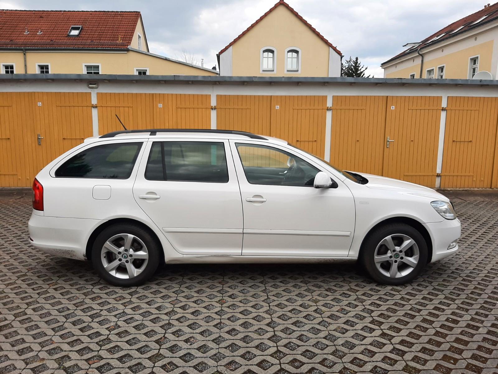 Skoda Octavia 2012 — photo 7