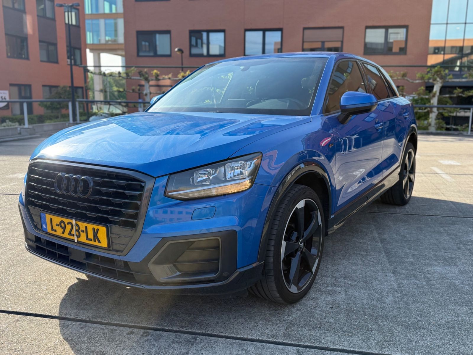AUDI Q2 1.4 TFSI COD S tronic - S-Line Automatic 