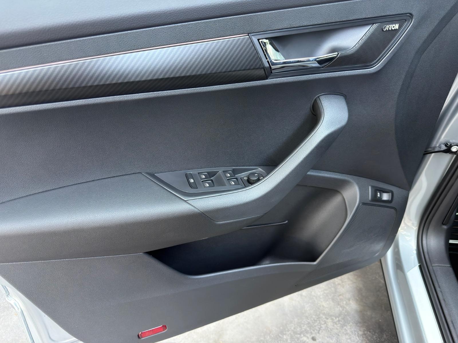 Skoda Karoq Sportline#5J.Gar#Matrix#360°#AHK#Navi#App