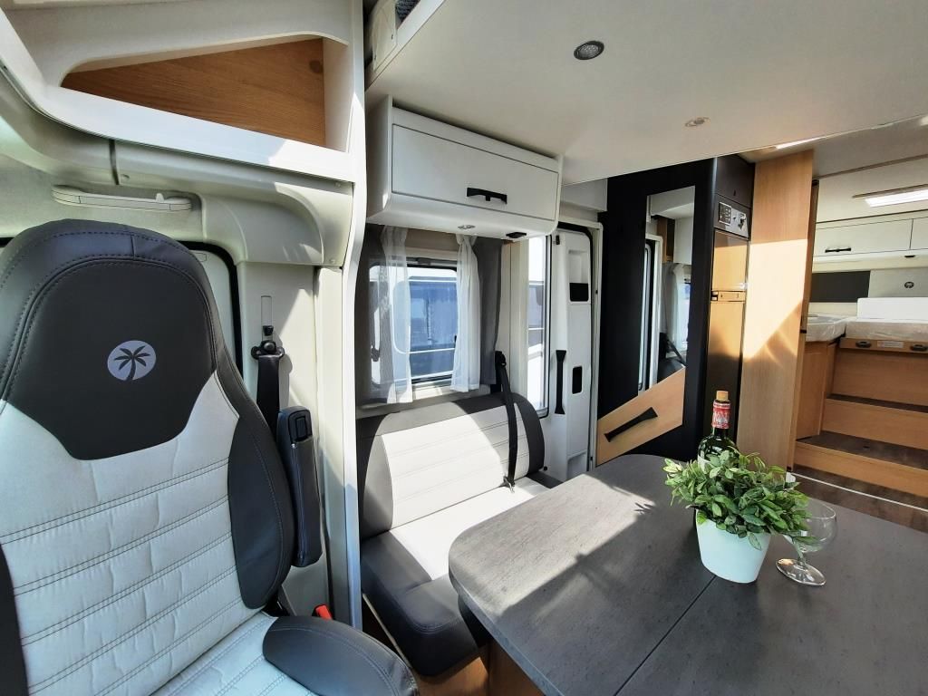 Fahrzeugabbildung Sunlight T 68C Adventure Edition Verfüg./Sparen Sie 3.811