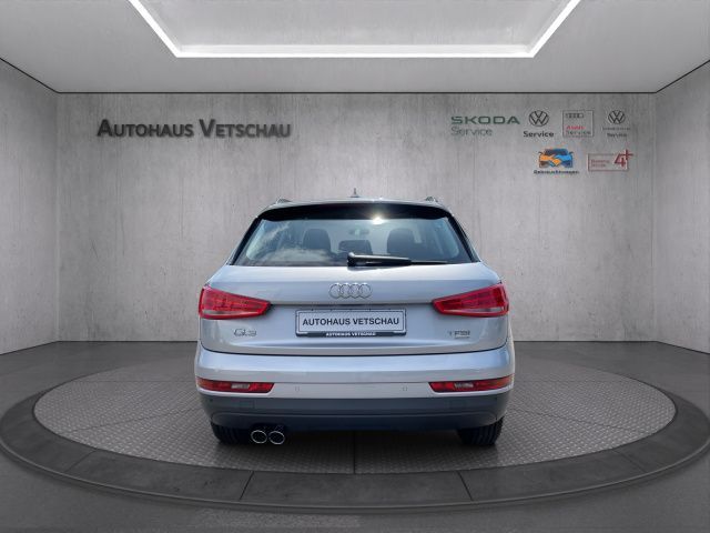 Q3 1.4 TFSI ultra el.HK/PDC/SHZ/PDC/GRA Klima