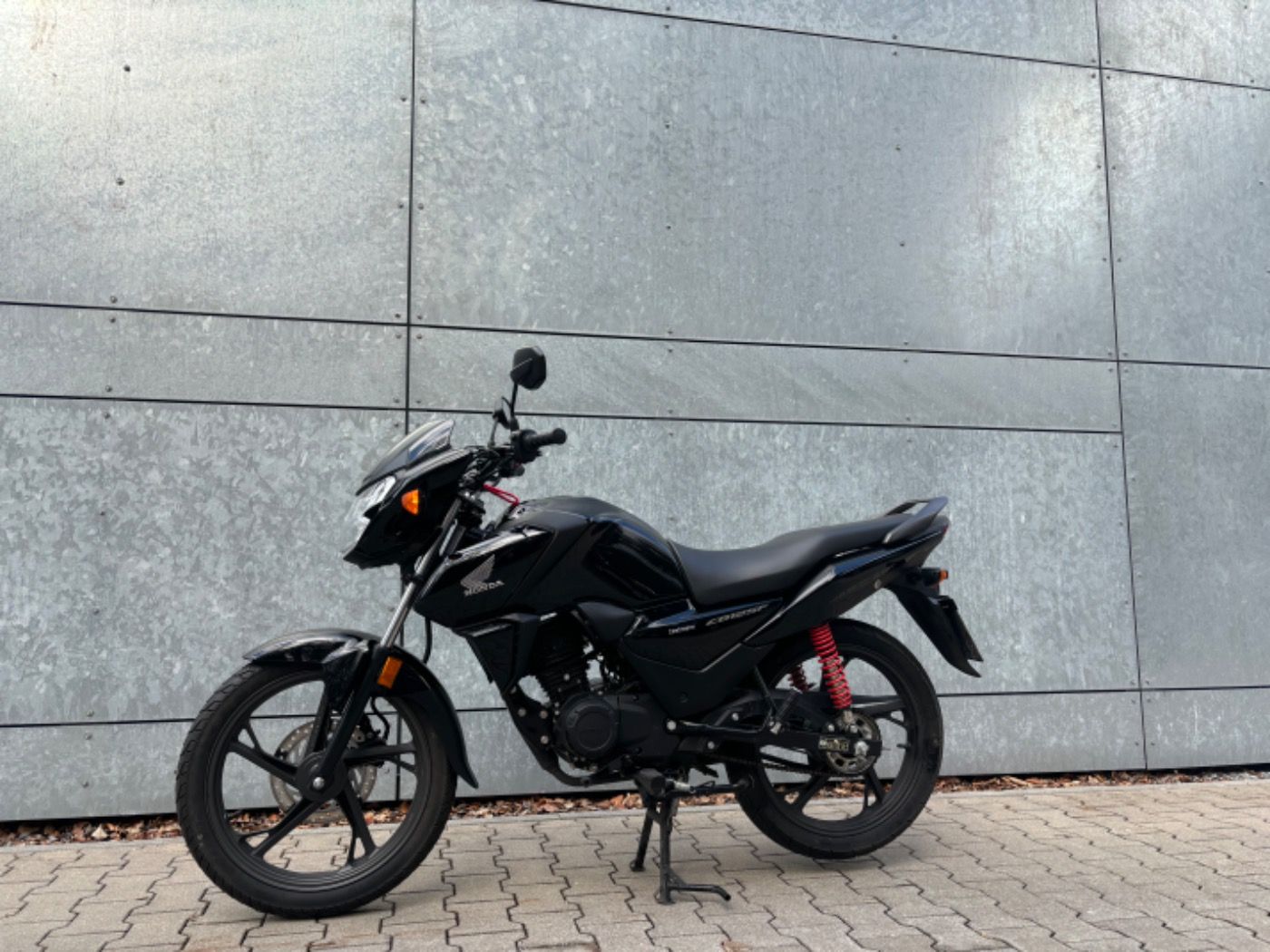 Fahrzeugabbildung Honda CBF 125 Garantie