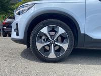 Volvo XC40 B3 FWD Plus Dark 19" ACC FSH H&K LED SHZ