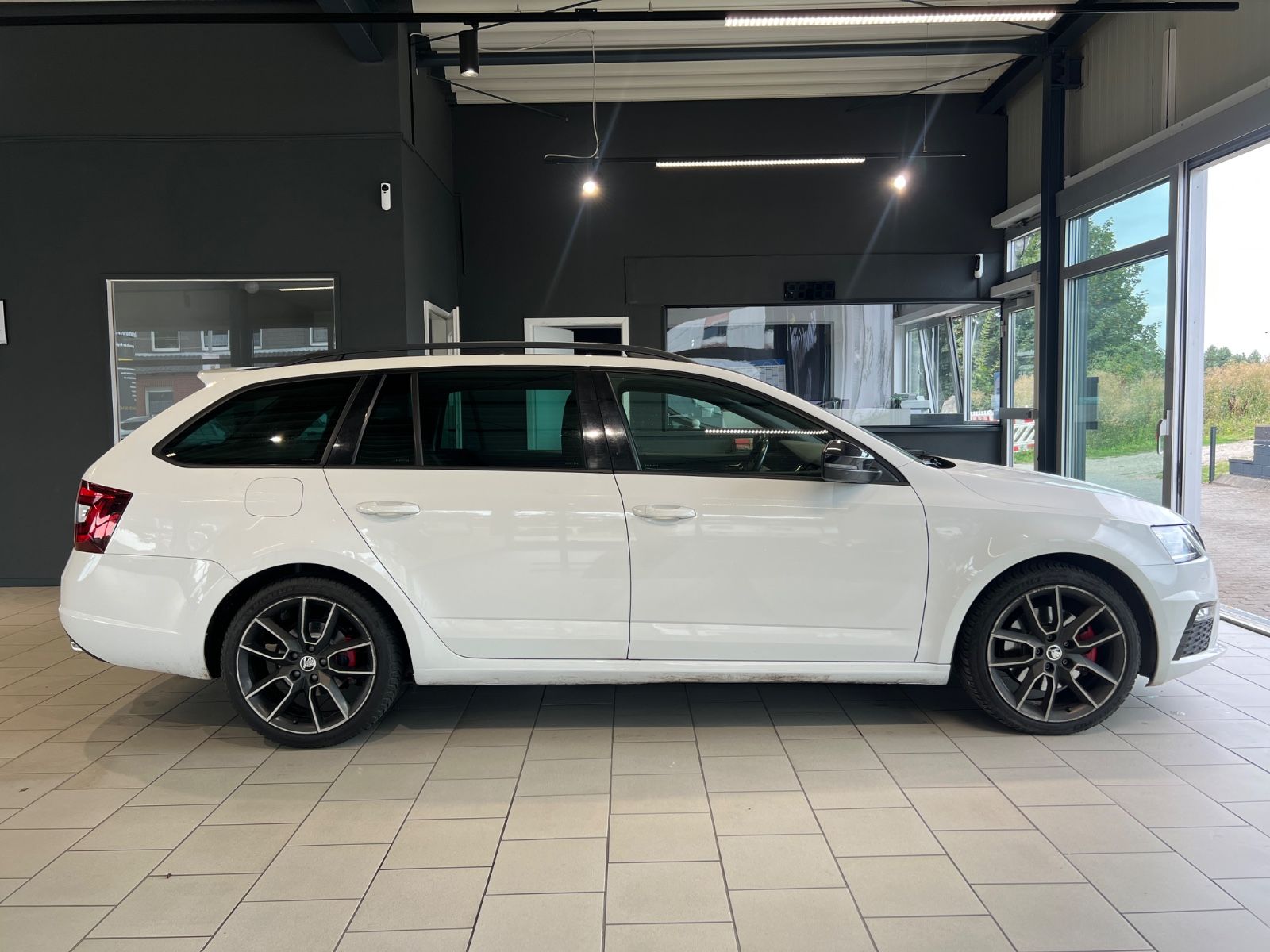 Skoda Octavia Combi RS foto 8